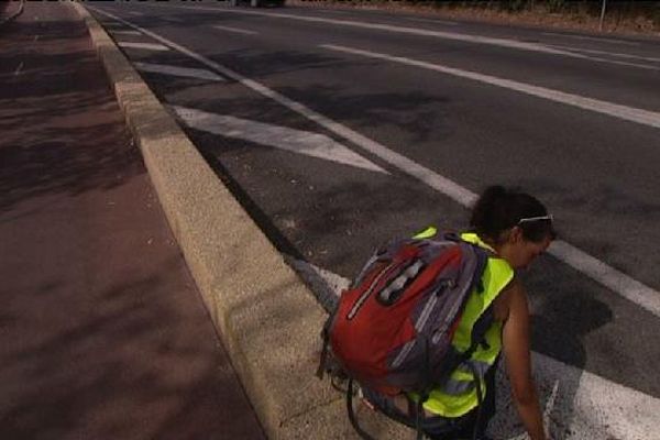 L'action était menée par le collectif "Pollution, je dis non !".