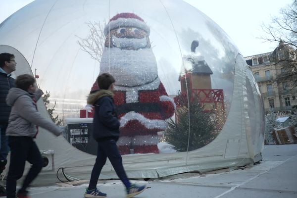 Carton plein pour les marchés de Noël de Toulouse en Haute-Garonne qui ont attiré plus d'1.2 million de visiteurs.