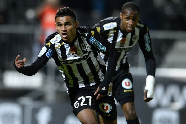 Sofiane Boufal, milieu de terrain d'Angers. 