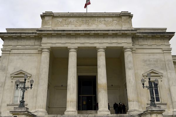 Les deux hommes ont été présentés devant un juge d'instruction du parquet de Saintes (17).