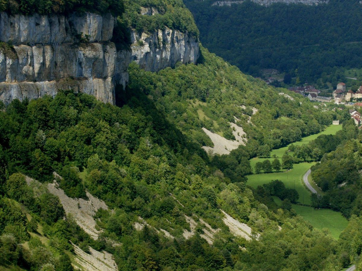 joli village haut jura