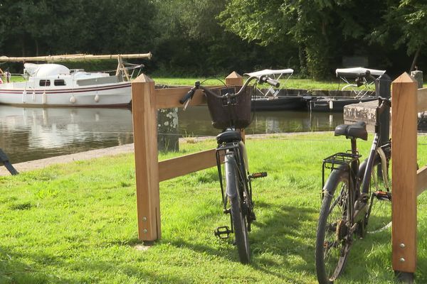 Le vélo sur le canal d'Ille-et-Rance booste le tourisme