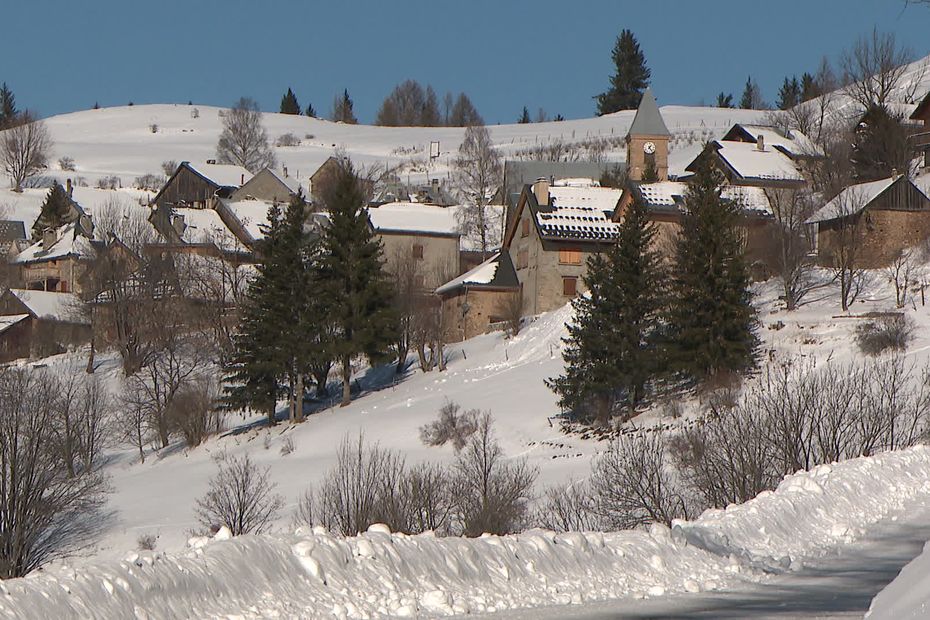 in Isère, the peaceful life of one of the highest villages in France