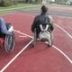 Etudiants handicapés en fauteuil sur le campus de Beaulieu à l'Université de Rennes.