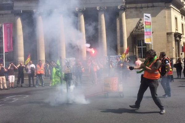 9 juin : Manifestation à coup de canon ! 