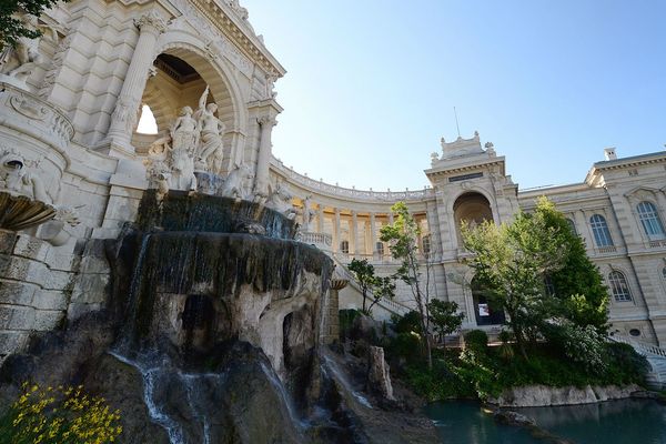 La victime avait été retrouvée inanimée le 19 juillet au matin, dans un des bassins du parc Longchamp à Marseille.