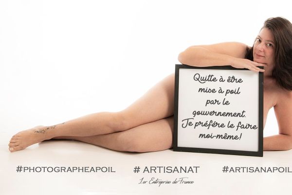 Cette photographe n'a pas hésité à rejoindre le mouvement "artisans à poil"