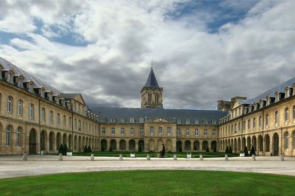 L'Abbaye-aux-Dames, à Caen, accueillera la première édition du Forum mondial Normandie pour la Paix