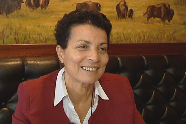 Farida Megdoud, tête de liste de Lutte Ouvrière (LO) en région Centre-Val de Loire