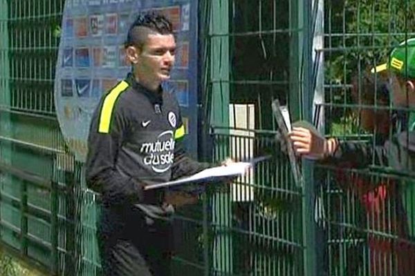 Montpellier - Rémy Cabella et ses fans à Grammont - 14 mai 2014.