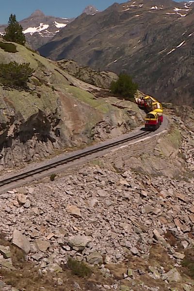 Le petit train d'Artouste circule entre la mi-mai et fin septembre.