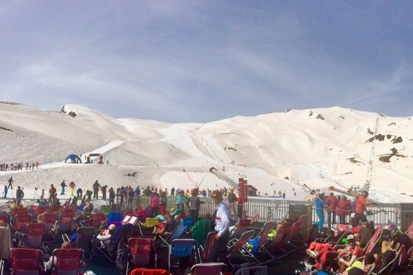 2 000 skieurs sont présents pour cette ultime journée de glisse. 