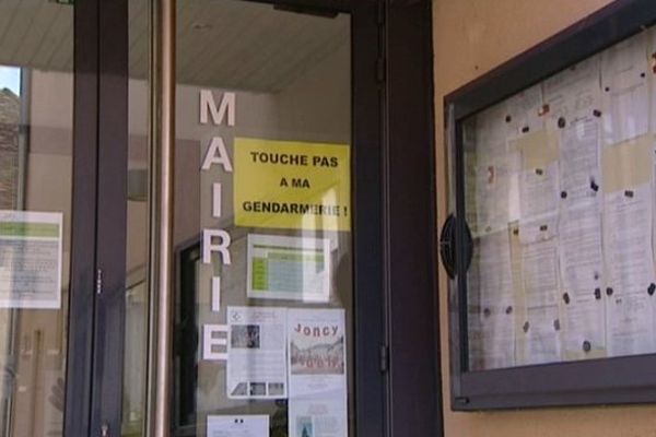 Premier tour des élections municipales à Joncy suite à la démission de tout le Conseil municipal