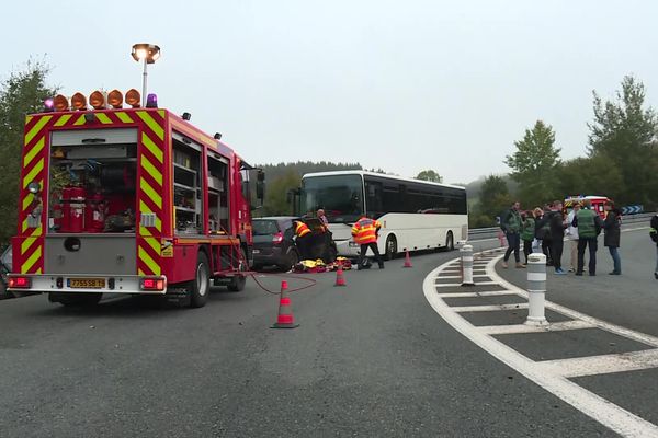 Vendredi 10 octobre 2024, l'aire de la Loutre, sur l'A89, est fermée en raison d'un exercice de prise en charge de nombreuses victimes.