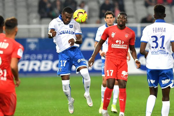 Première victoire en sept matchs pour l'AJA.