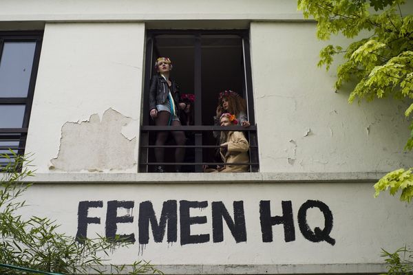 Les Femen ont inauguré leur QG à Clichy la Garenne, près de Paris.