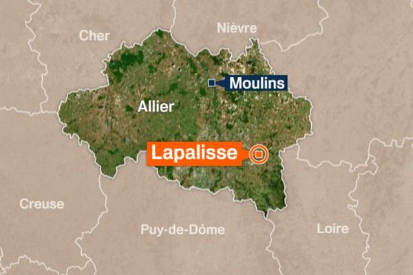 Un jeune motard d’une vingtaine d’années a été grièvement blessé, mardi 5 décembre à Lapalisse, dans l’Allier.