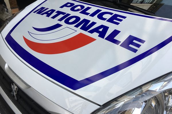 Image d'illustration voiture de police en intervention