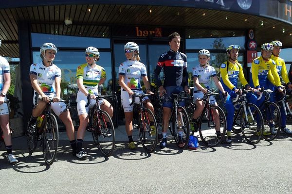 Sylvain Chavanel et l'équipe féminine Poitou-Charentes Futuroscope