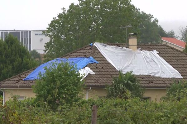 La grêle a endommagé de nombreuses maisons et sites vers 23 h lundi soir en Béarn.