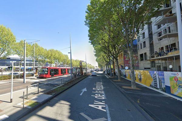 L'agression s'est produite dans un tramway, près de l'avenue de la République.