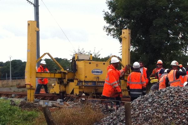 Les travaux prendront fin demain dimanche à midi.