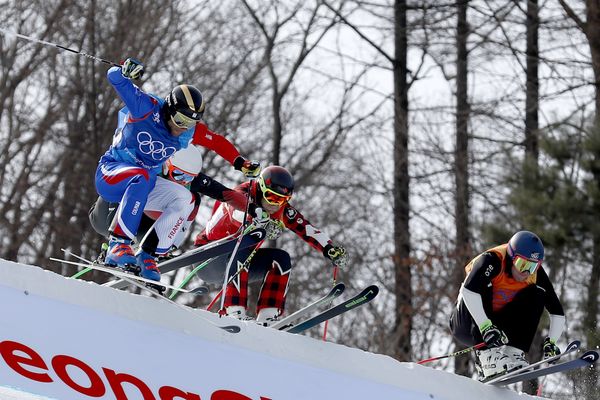  Terence Tchiknavorian s'est blessé lors de l'épreuve de skicross de mercredi aux JO de Pyeongchang