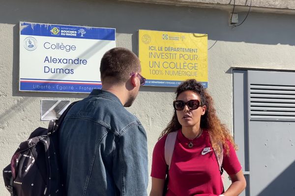 En consultant le Dossier technique amiante de l'établissement, les représentants syndicaux ont constaté la présence d'amiante au sein de ce dernier.