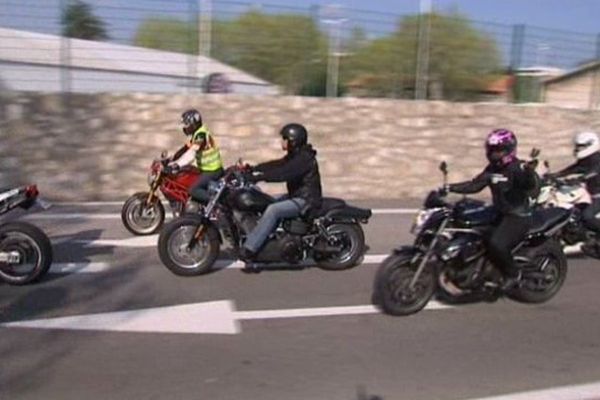 400 pilotes de deux-roues de la Côte d'Azur se sont mobilisés hier samedi pour la sécurité routière.