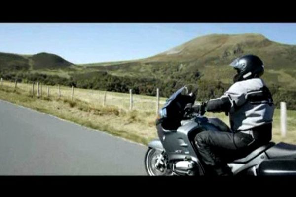 L'Auvergne a tous les atouts pour attirer les touristes en moto