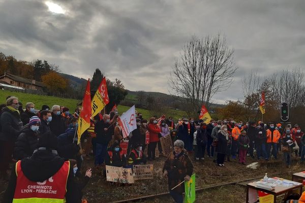 Courzieu (Rhône) : Réouverture symbolique de la ligne Sain-Bel - Courzieu-Brussieu le 03 décembre 2020