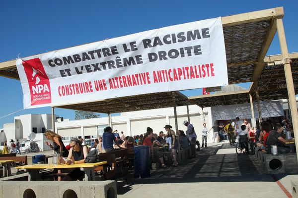 L'université d'été du NPA à Port Leucate (Aude) en 2010 - Archives