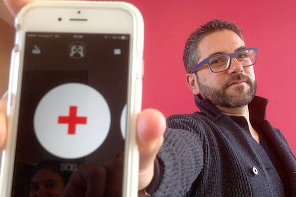 Anthony Pedrero - Société Gamox de Carcassonne, développeur de l'application "EyesHelp" - décembre 2015.