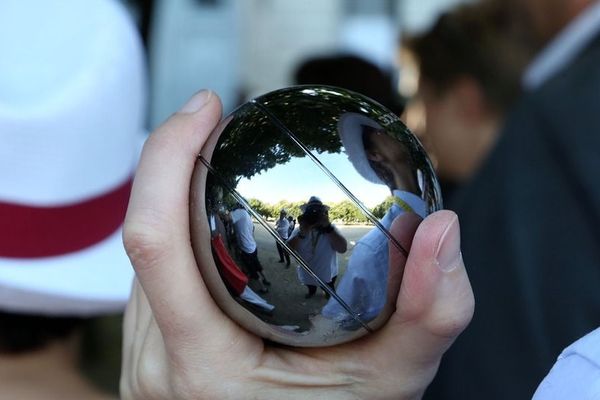 La pétanque compte de nombreux adeptes 