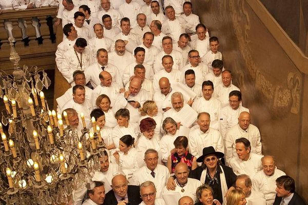 25/01/2011 Les grands chefs du monde rendent hommage à Paul Bocuse. Une première édition du Dîner des Grands Chefs à l'Hôtel de ville de Lyon, dans le cadre du SIRHA.