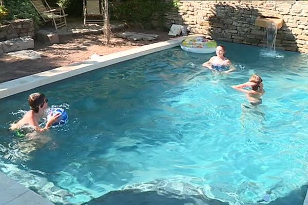 Piscine en famille