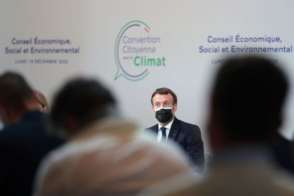 Emmanuel Macron a confirmé la tenue d’un référendum sur l’inscription de la défense du climat et la préservation de l’environnement dans la Constitution.