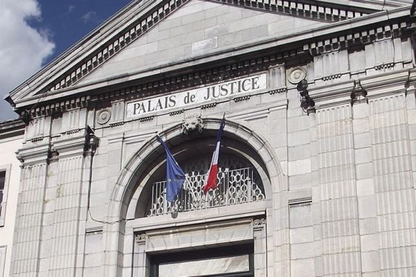 En condamnant un automobiliste pour homicide involontaire sur un foetus, le tribunal correctionnel de Tarbes va à l'encontre de la jurisprudence