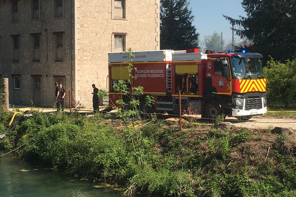 Meuse : l'entreprise LBF technologies de Vadonville, près de Commercy, ravagée par un incendie.