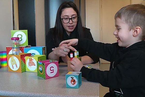 Lorenzo, 4 ans, est l'un des petits patients étudiés par le Centre Ressources Autisme de Montpellier.