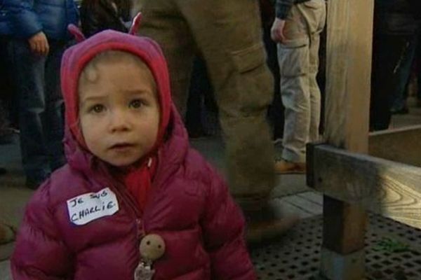 Beaucoup de mini "Charlie" ont participé à la marche républicaine à Clermont-Ferrand.