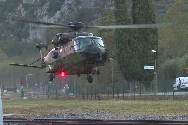 L'armée est venue prêter main forte aux sinistrés dans la Vallée de la Roya depuis la tempête Alex.