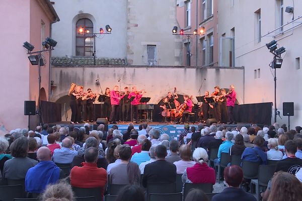 A Privas, le festival Cordes en ballades revient après la crise Covid19, et propose son programme jusqu'au 19 juillet