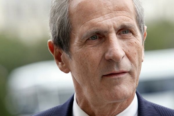 Hubert Falco Demissionne De Son Mandat De Senateur Et Reste Maire De Toulon