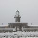 Le phare de Carteret, jeudi 21 novembre 2024, sous la neige.