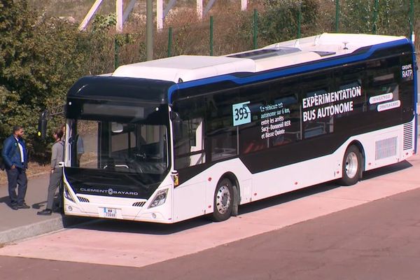 Un bus autonome expérimenté dans le Val-de-Marne sur la ligne 393.