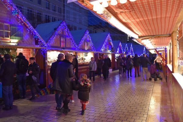 Avec son arrêté, le préfet voulait préserver la tranquillité des commerçants en centre-ville pendant les fêtes de fin d'année.