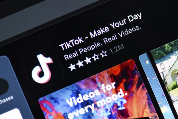 Sept familles portent plainte pour faire reconnaître au pénal le rôle joué par la plateforme TikTok dans la dégradation de la santé mentale de leurs enfants, dont deux se sont suicidés en 2021 et 2023.