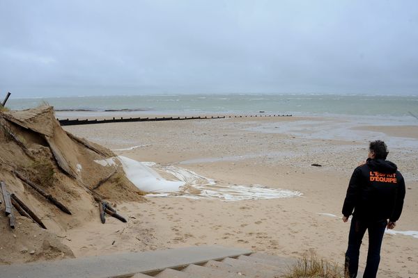 Le corps inanimé d'un véliplanchiste recherché depuis samedi soir a été retrouvé ce matin sur la plage de Saint-Clément-les-Baleines