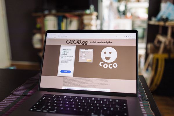 Coco.gg est un site de discussion en ligne où les internautes interagissent sous pseudonyme